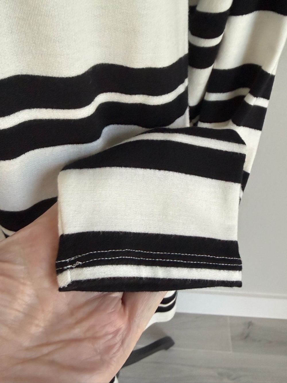 NWT Marketā & Spruce Striped Black & Cream Comfortable Zip-Up Pullover, Large - Picture 5 of 11